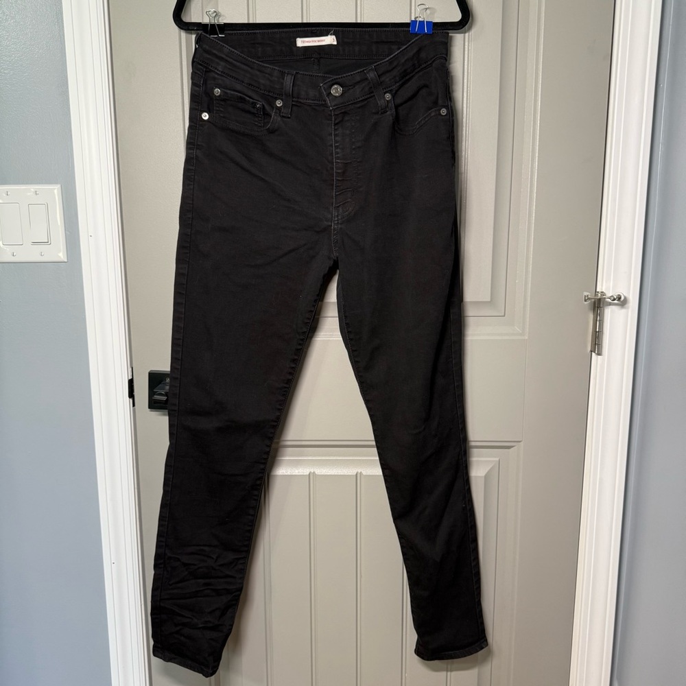 Levi's Black High Rise Skinny Jeans
